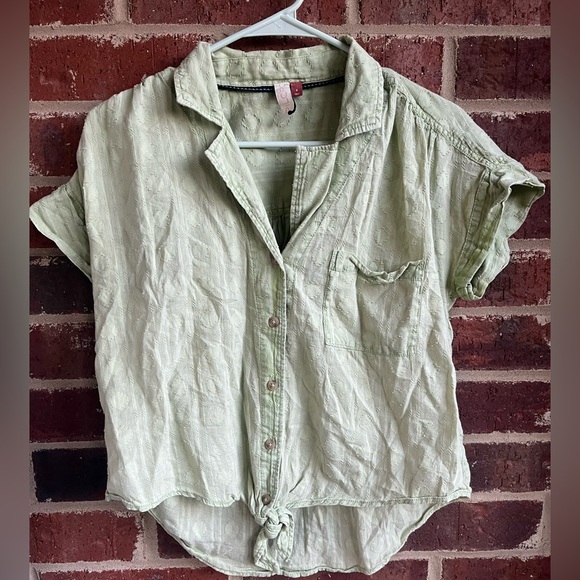 Pilcro Anthropologie The Cammie Surf Blouse in Green Size Small - Picture 3 of 11